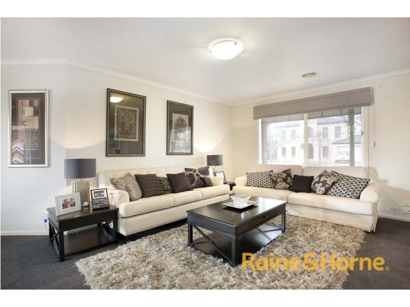 26 Mayfair Crescent, Narre Warren VIC 3805