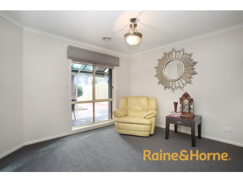 26 Mayfair Crescent, Narre Warren VIC 3805