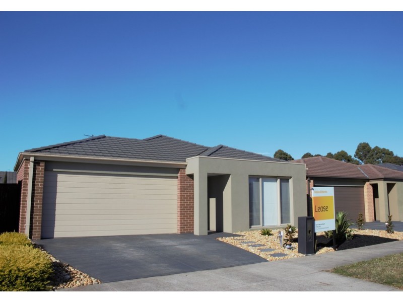 12 Celestine Drive, Officer VIC 3809