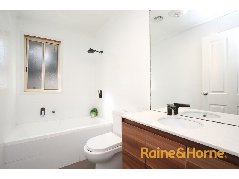 22 Eclipse Court, Hampton Park VIC 3976