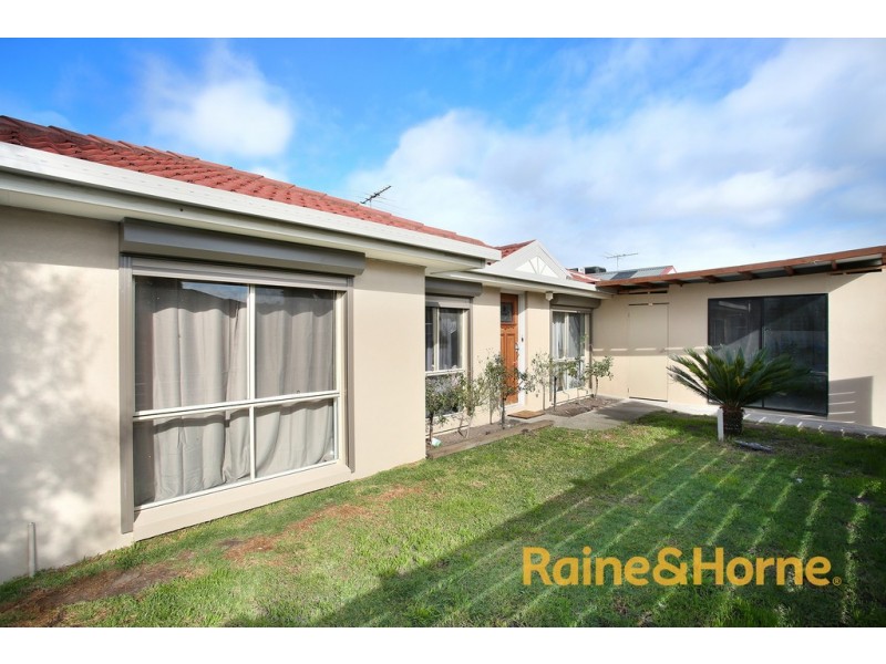 22 Eclipse Court, Hampton Park VIC 3976