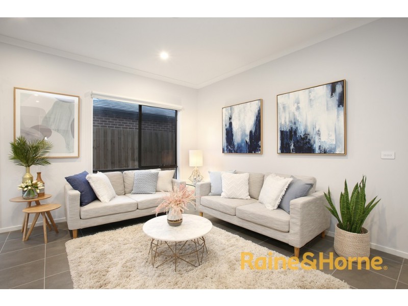 182 Alisma Boulevard, Cranbourne North VIC 3977