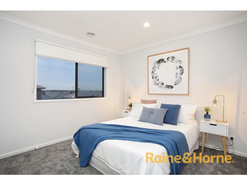 182 Alisma Boulevard, Cranbourne North VIC 3977