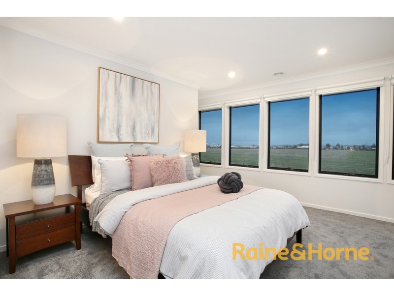 182 Alisma Boulevard, Cranbourne North VIC 3977