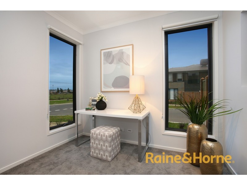 182 Alisma Boulevard, Cranbourne North VIC 3977
