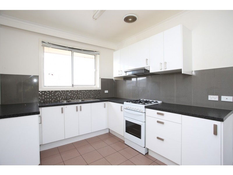 9/4-6 Keys Street, Dandenong VIC 3175