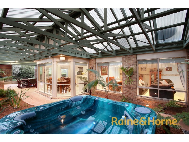 14 Keswick Court, Narre Warren South VIC 3805