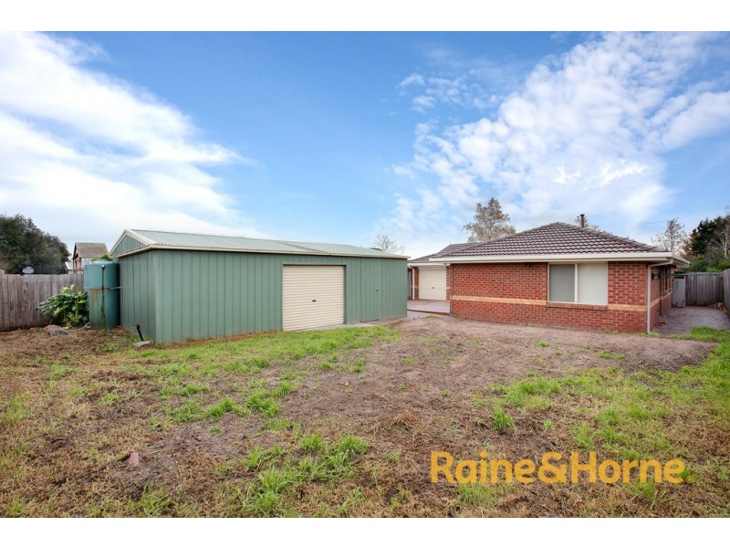 11 Lennon Court, Narre Warren South VIC 3805