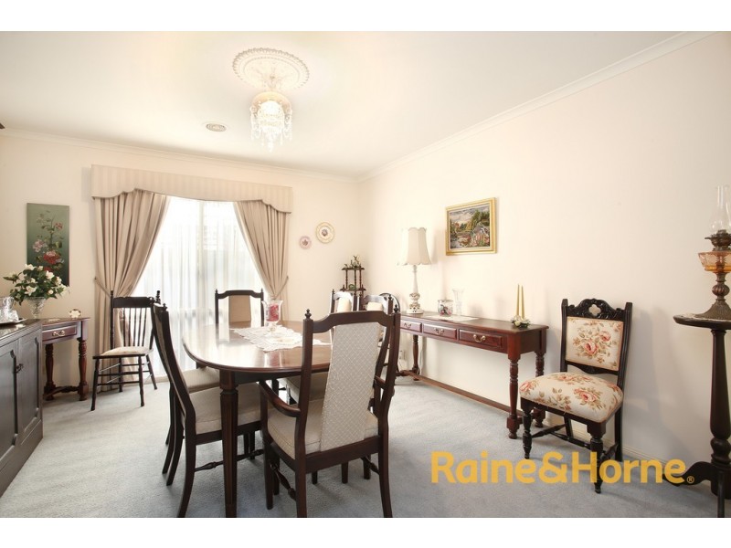 9 Tilmouth Place, Narre Warren South VIC 3805