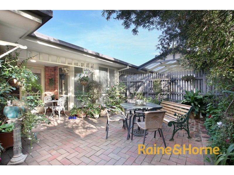 9 Tilmouth Place, Narre Warren South VIC 3805