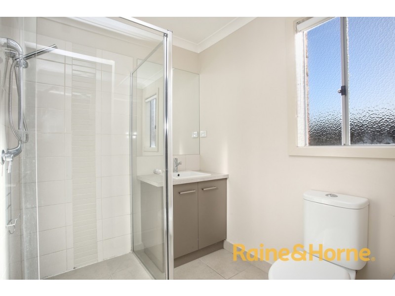 25 Barossa Drive, Clyde North VIC 3978