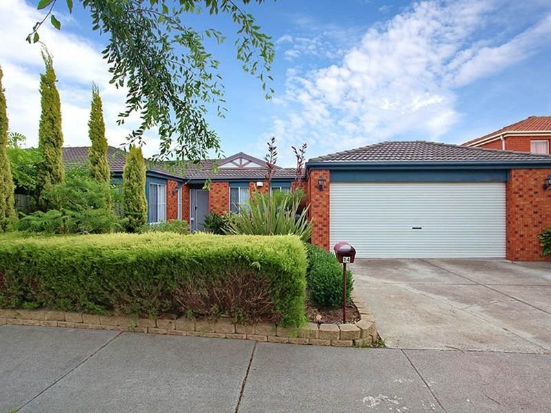 14 Pike Close, Narre Warren South VIC 3805