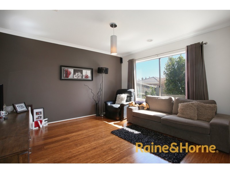 4 Katahdin Terrace, Cranbourne North VIC 3977