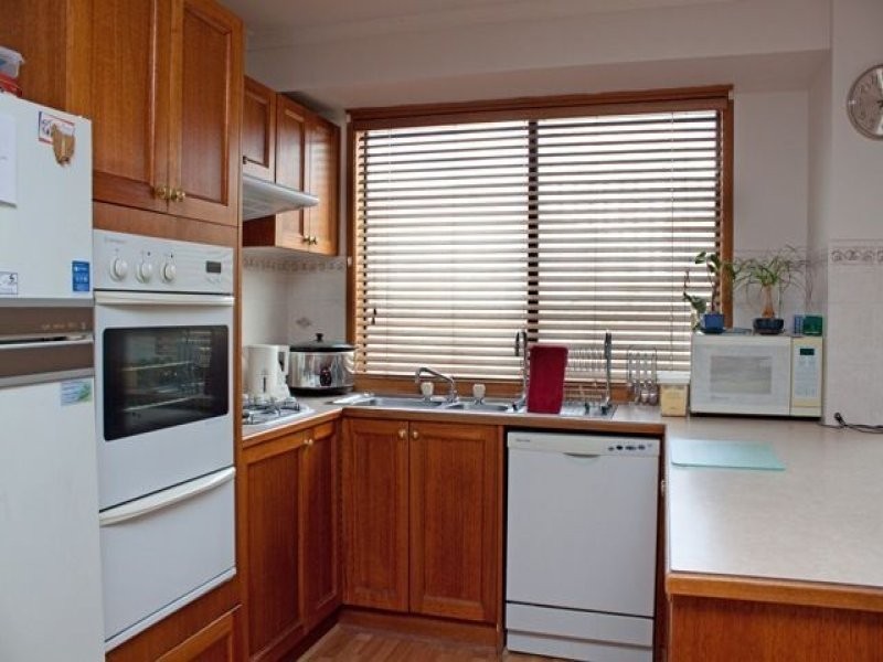 9 Swan Court, Narre Warren South VIC 3805