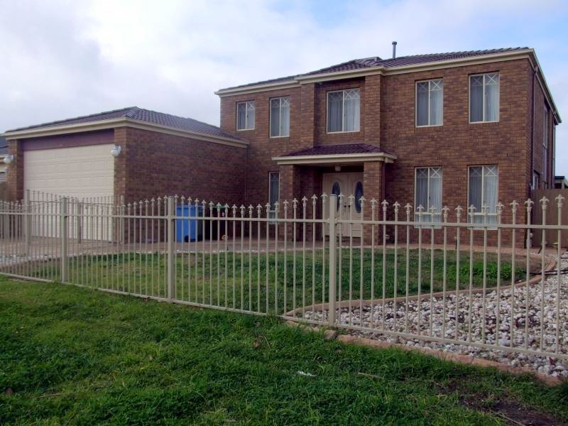 16 Pendle Close, Narre Warren South VIC 3805