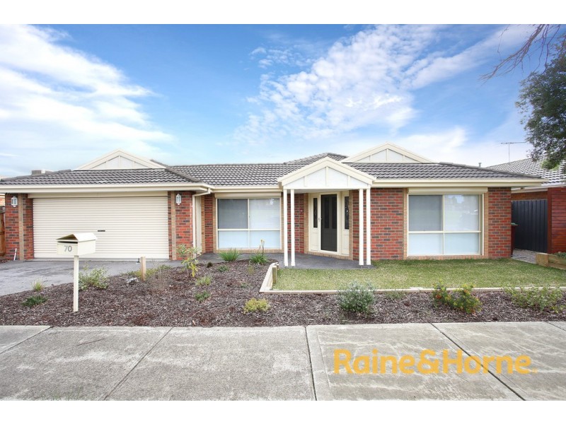 70 Galloway Drive, Narre Warren South VIC 3805