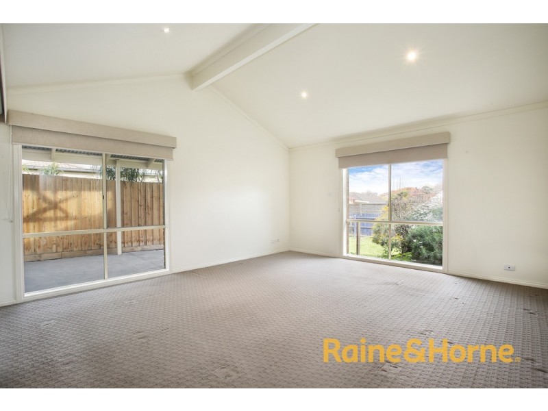70 Galloway Drive, Narre Warren South VIC 3805