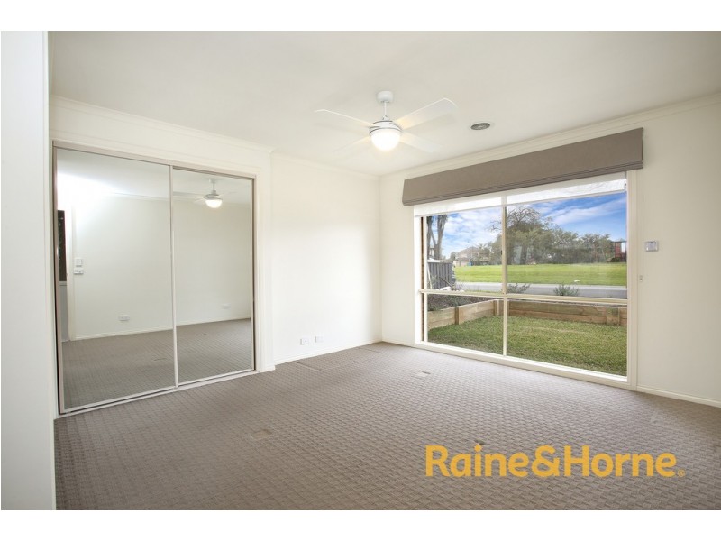 70 Galloway Drive, Narre Warren South VIC 3805