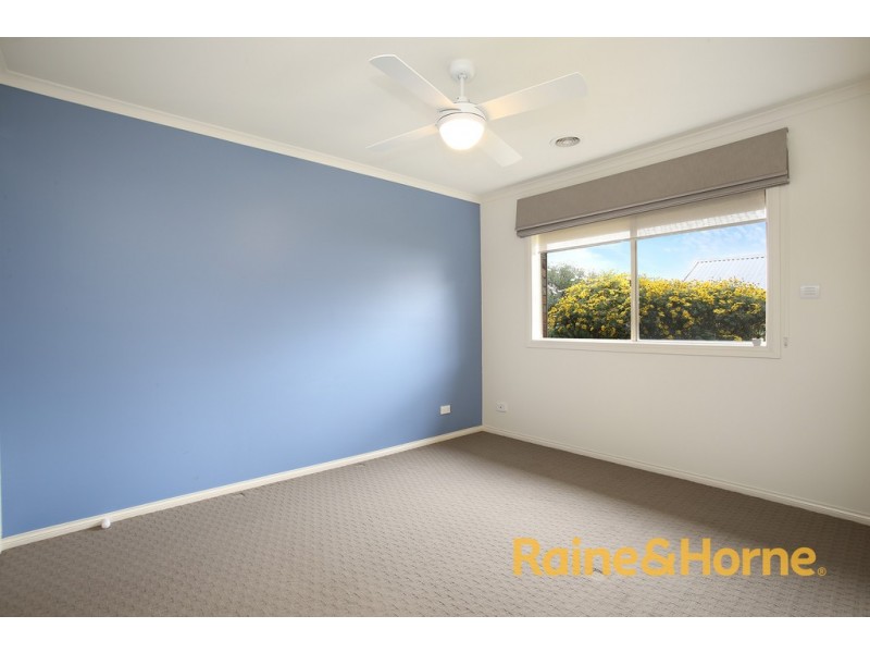 70 Galloway Drive, Narre Warren South VIC 3805