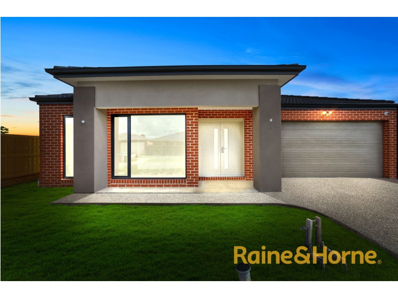 27 Springbrook Drive, Clyde North VIC 3978