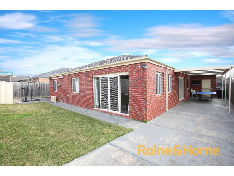 55 Filmer Crescent, Narre Warren South VIC 3805