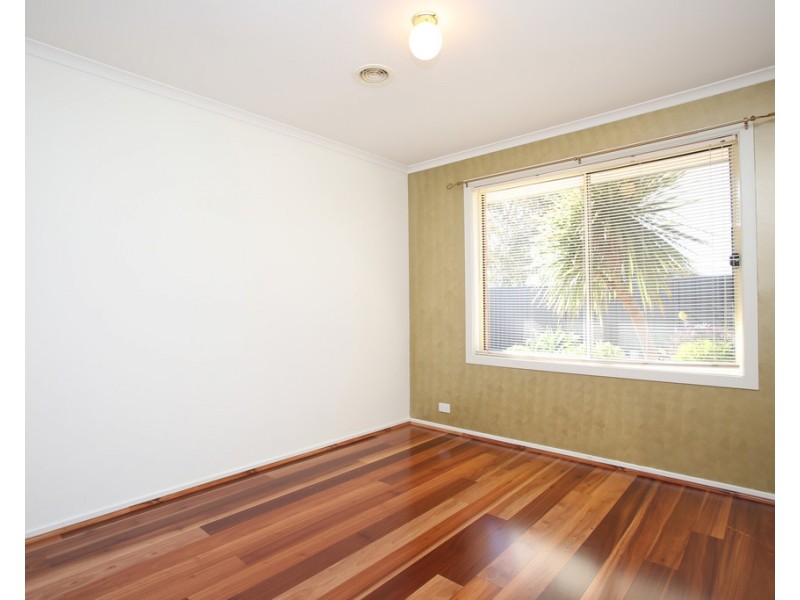 30 Ernest Crescent, Narre Warren South VIC 3805