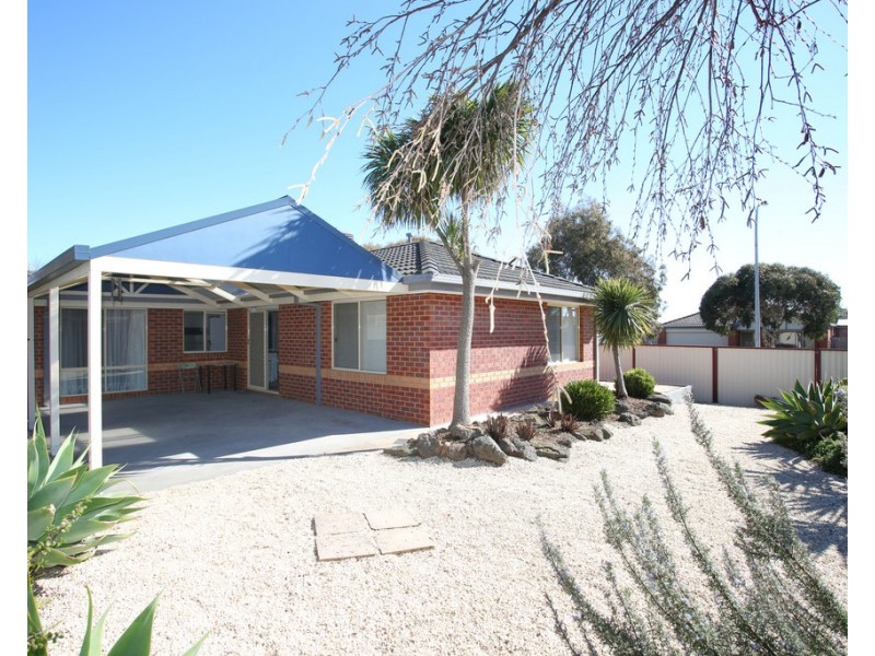 30 Ernest Crescent, Narre Warren South VIC 3805