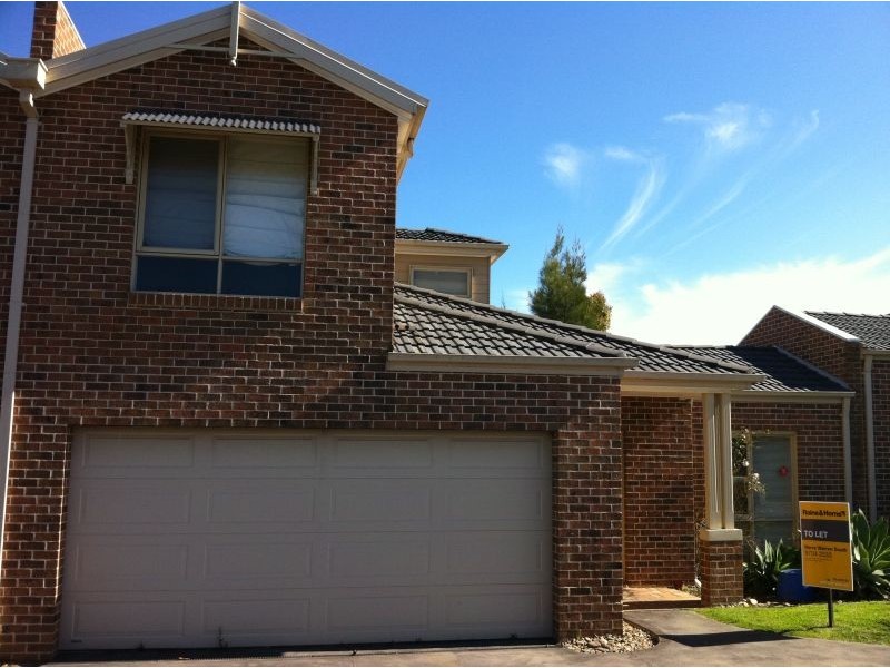 Unit 8/1  Hickory Drive, Narre Warren South VIC 3805