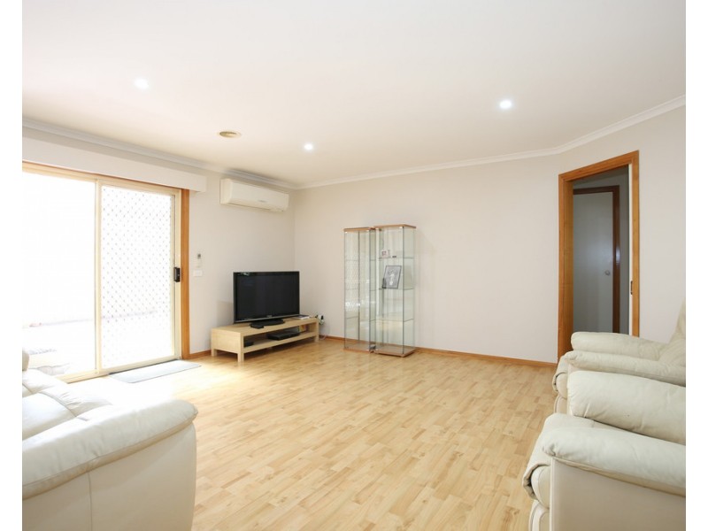 16 Hillston Court, Narre Warren South VIC 3805