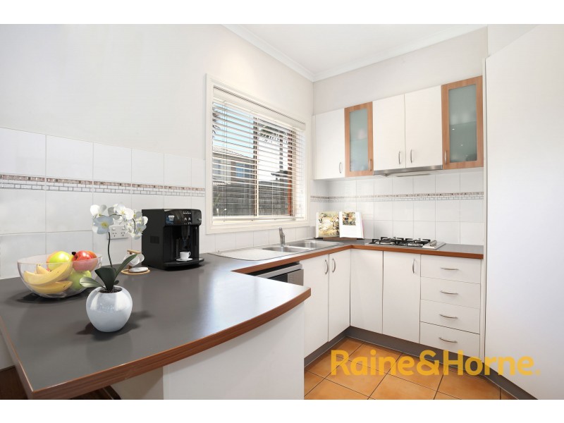 32 Amhurst Drive, Narre Warren South VIC 3805