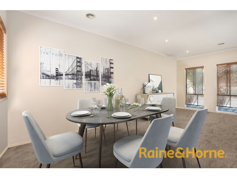 32 Amhurst Drive, Narre Warren South VIC 3805