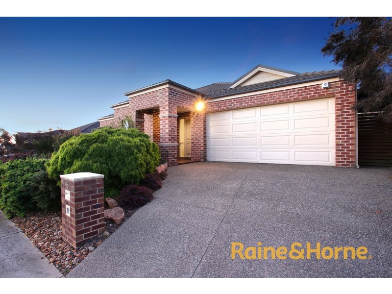 82 Grices Road, Berwick VIC 3806