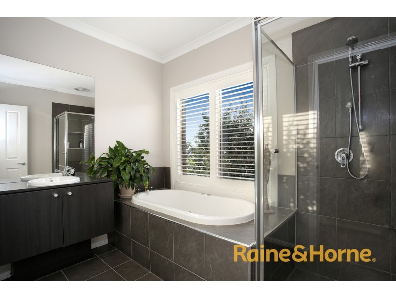 82 Grices Road, Berwick VIC 3806