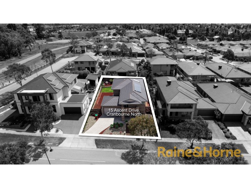 15 Ascent Drive, Cranbourne North VIC 3977