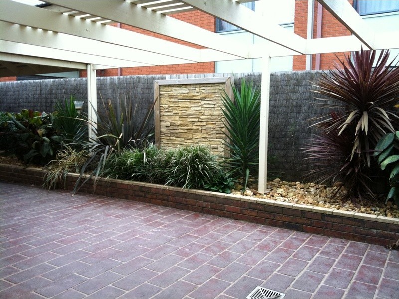 8 Broadland Way, Narre Warren South VIC 3805