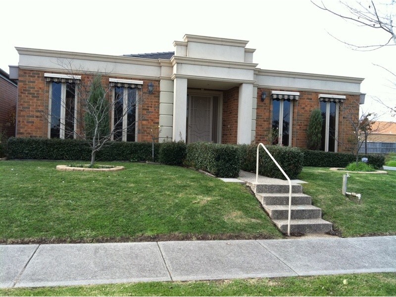 54 Moondarra Drive, Berwick VIC 3806