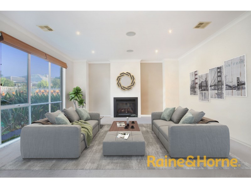 30 Baddeley Circuit, Cranbourne North VIC 3977