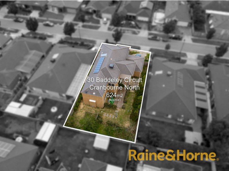 30 Baddeley Circuit, Cranbourne North VIC 3977