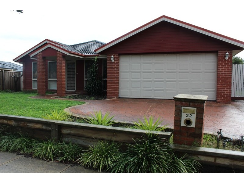 22 St Ives Drive, Narre Warren South VIC 3805