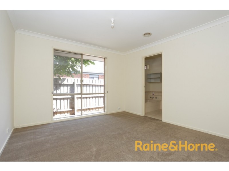 1 Baronet Walk, Narre Warren South VIC 3805