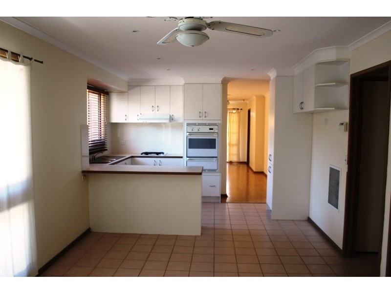 25 Coolong Avenue, Berwick VIC 3806