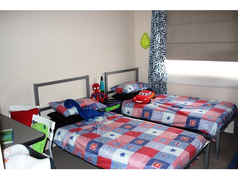 28 Merrowland Avenue, Cranbourne North VIC 3977