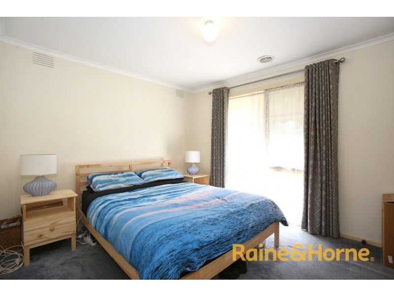 9 Hunter Court, Cranbourne VIC 3977