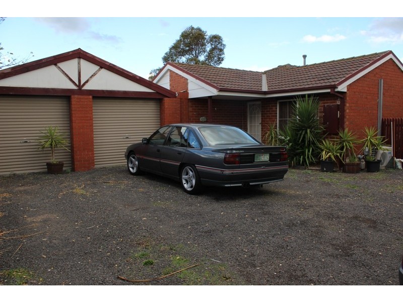 10 Quail Court, Narre Warren South VIC 3805