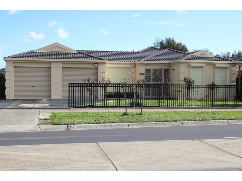 226 Ormond Road, Narre Warren South VIC 3805