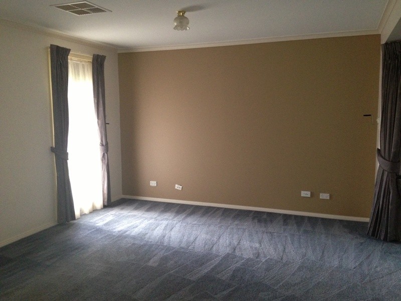 45 Seebeck Drive, Narre Warren South VIC 3805