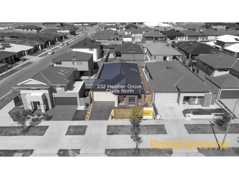 232 Heather Grove, Clyde North VIC 3978