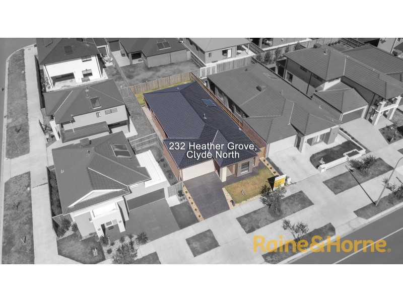 232 Heather Grove, Clyde North VIC 3978