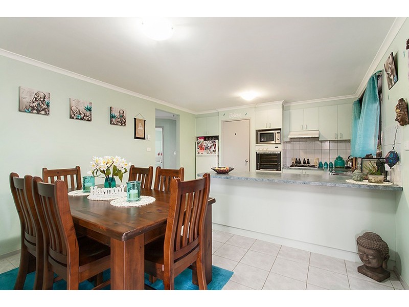 15 Bowman Close, Narre Warren South VIC 3805