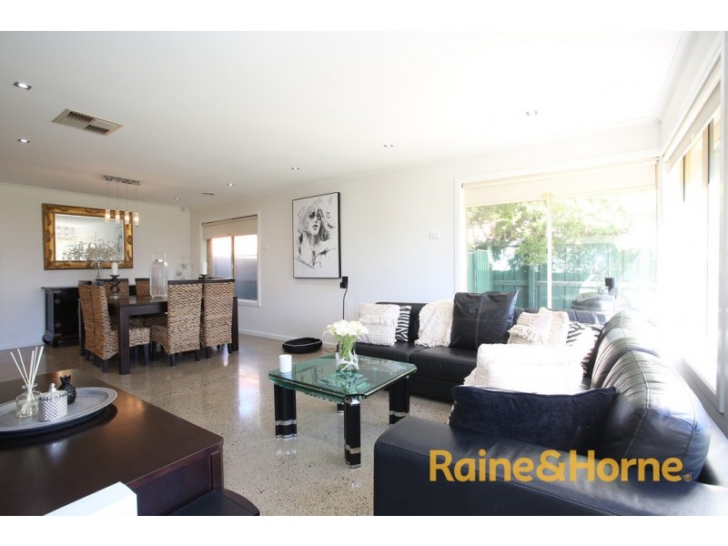17 Harrington Drive, Narre Warren South VIC 3805